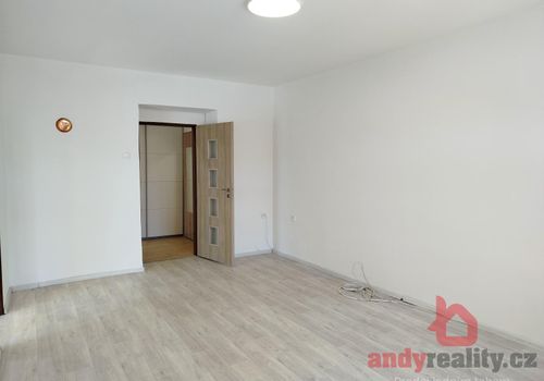 Světlý útulný byt 2+1 se zahrádkou, ul. Jeronýmova, Písek