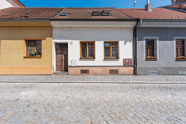 Rodinný dům v centru Vodňan, vhodný k bydlení, podnikání nebo investici