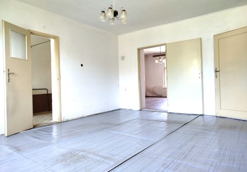 Prostorný rodinný dům s velkým potenciálem a zahradou ve vilové čtvrti v Písku, Jižní Čechy