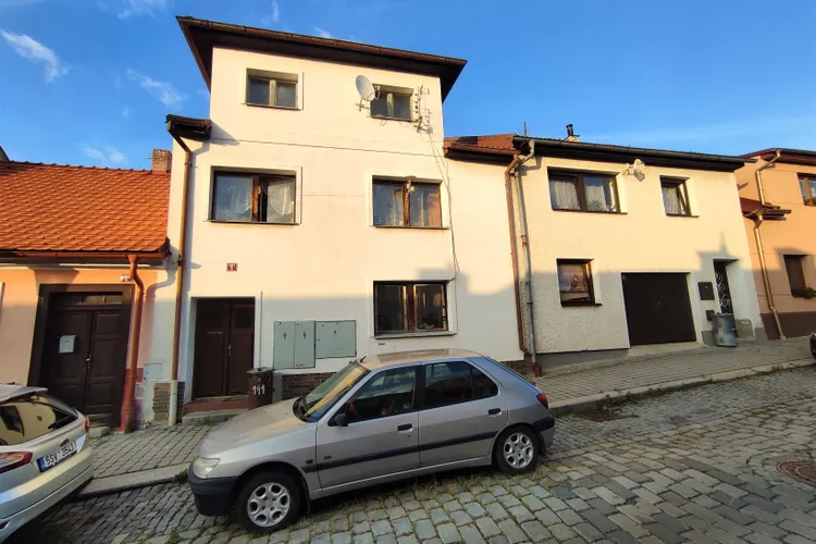 Vícegenerační městský rodinný dům 215 m² v Příbrami