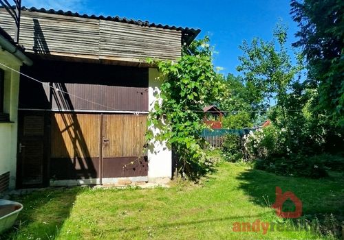 Menší rodinný domek k rekonstrukci se zahradou, v obci Libějovice u Vodňan