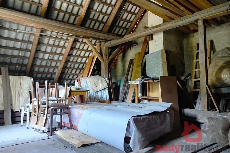 Menší rodinný domek k rekonstrukci se zahradou, v obci Libějovice u Vodňan