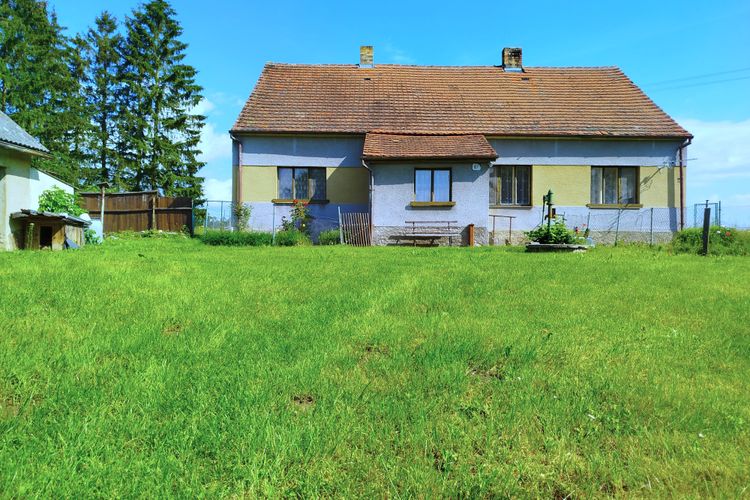 Rodinný dům s krásnou zahradou 1 363 m², Osek u Strakonic, Jižní Čechy